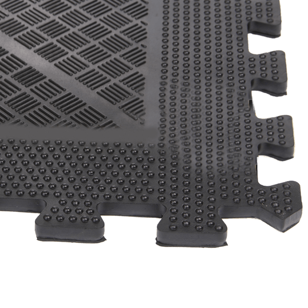 Interlocking Rubber Mat with Anti-Slip Surface - DirectHomeGym